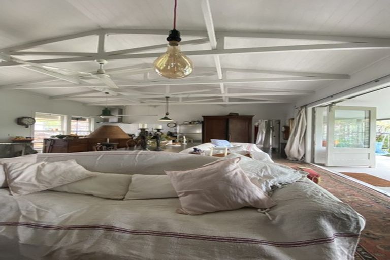 Photo of property in 62 Kuratawhiti Street, Greytown, 5712