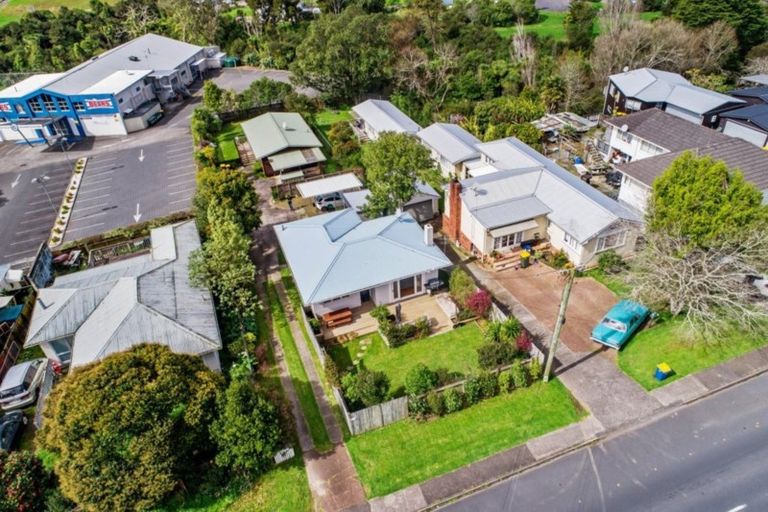 Photo of property in 1/56 Glendale Road, Glen Eden, Auckland, 0602