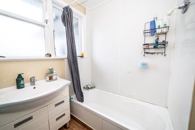 Photo of property in 136 Church Street, Masterton, 5810