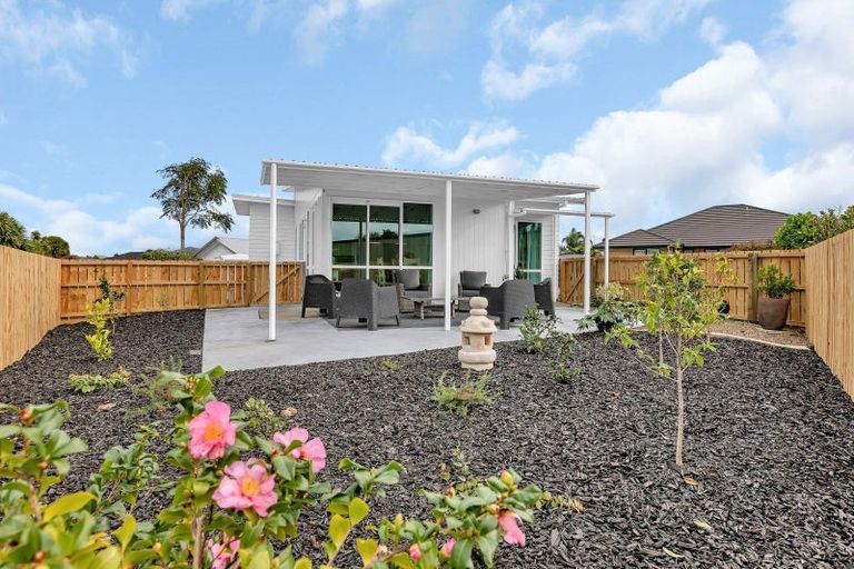 Photo of property in 16 Riverglen Road, Waipu, 0510