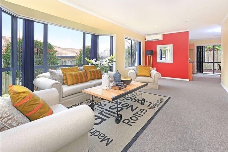 Photo of property in 8 Genesis Place, Flat Bush, Auckland, 2019