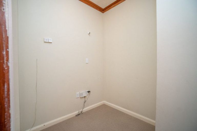 Photo of property in 19 South Street, West End, Palmerston North, 4410