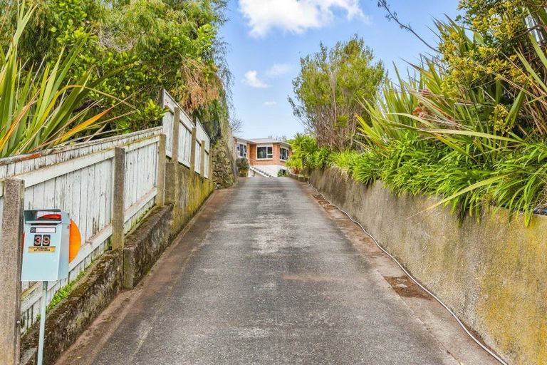 Photo of property in 39 Lupin Road, Otaki, 5512