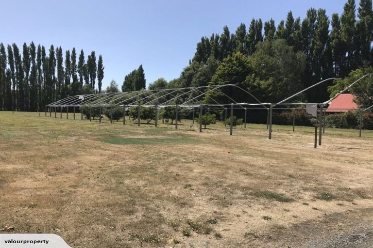 Photo of property in 426 Sawyers Arms Road, Harewood, Christchurch, 8051