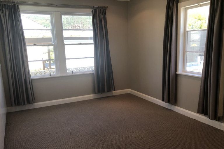 Photo of property in 4 Nile Street, Waterloo, Lower Hutt, 5011