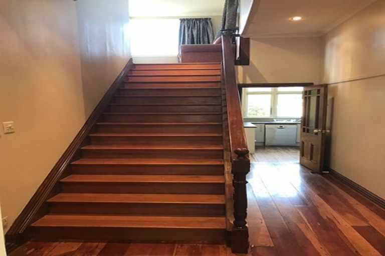 Photo of property in 56 Wellington Road, Hataitai, Wellington, 6021