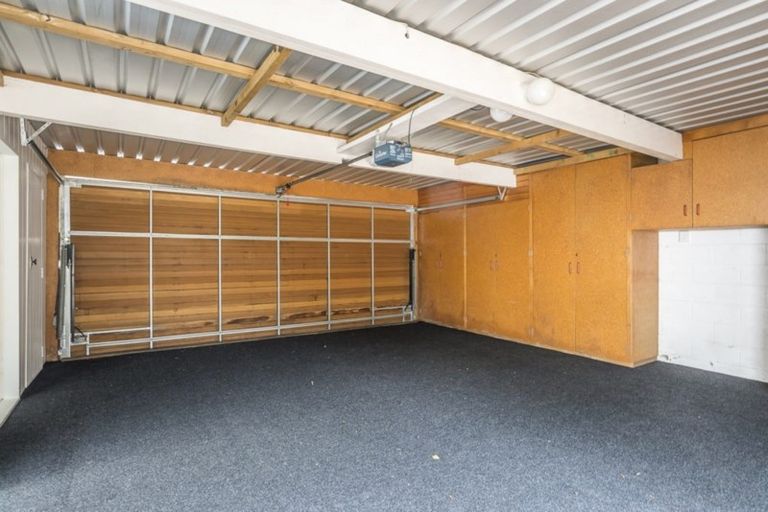 Photo of property in 22 Aorangi Road, Paraparaumu, 5032