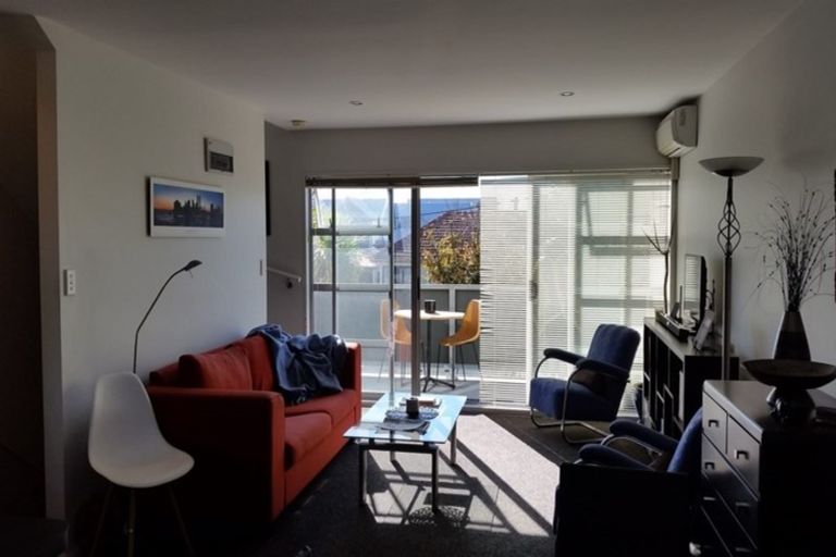Photo of property in 142 Purchas Street, Edgeware, Christchurch, 8013