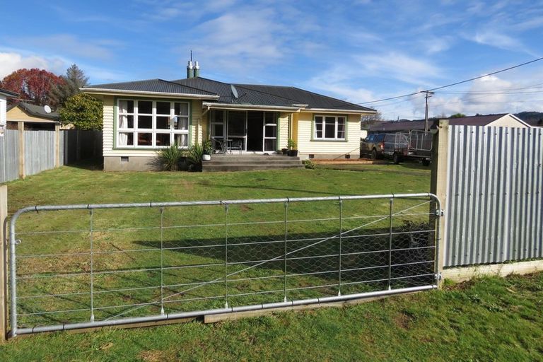 Photo of property in 72 Main Street, Reefton, 7830