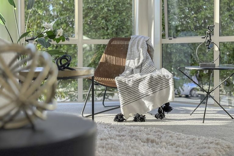 Photo of property in 2a Highland Avenue, Titirangi, Auckland, 0604