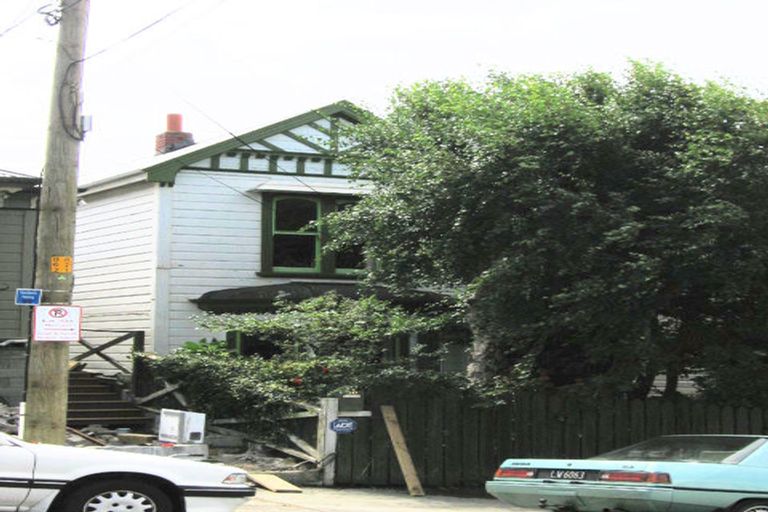 Photo of property in 18 Hall Street, Newtown, Wellington, 6021
