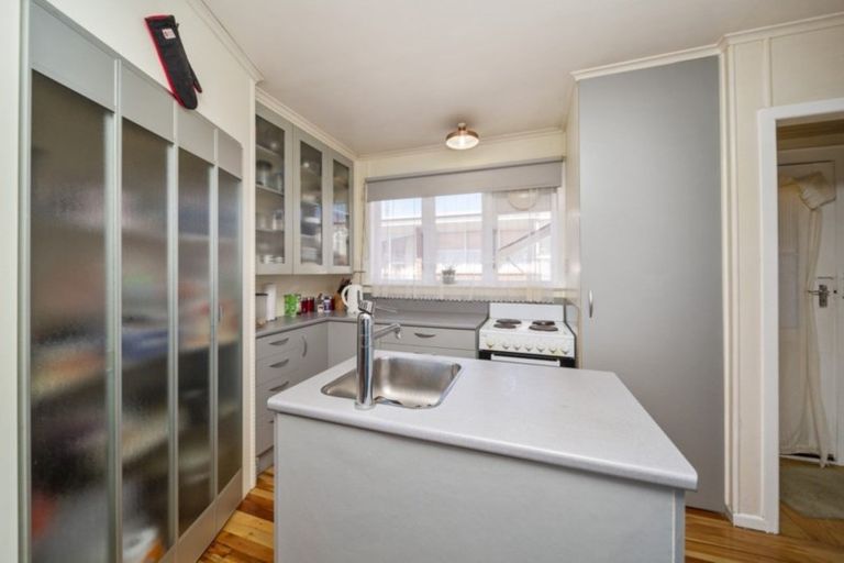 Photo of property in 3 George Street, Waitara, 4320