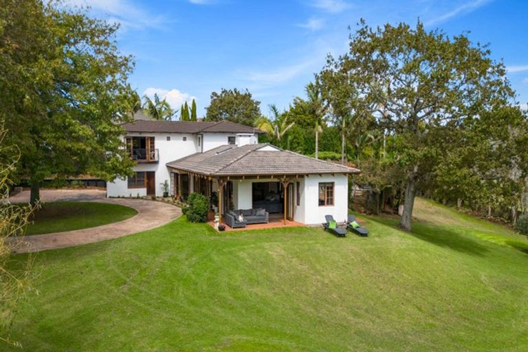 Photo of property in 10 Trig Road, West Harbour, Auckland, 0618