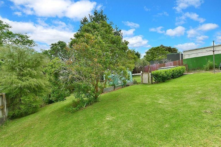 Photo of property in 49 Makiri Street, Helensville, 0800