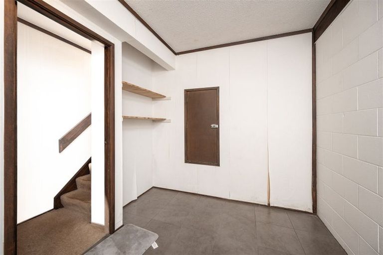 Photo of property in 19 Blundell Place, Chatswood, Auckland, 0626