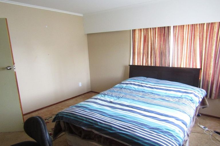Photo of property in 98 Gray Avenue, Mangere East, Auckland, 2024