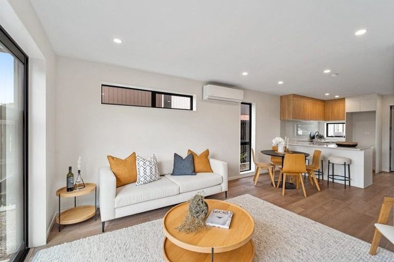 Photo of property in 53 Selo Street, Glen Eden, Auckland, 0602