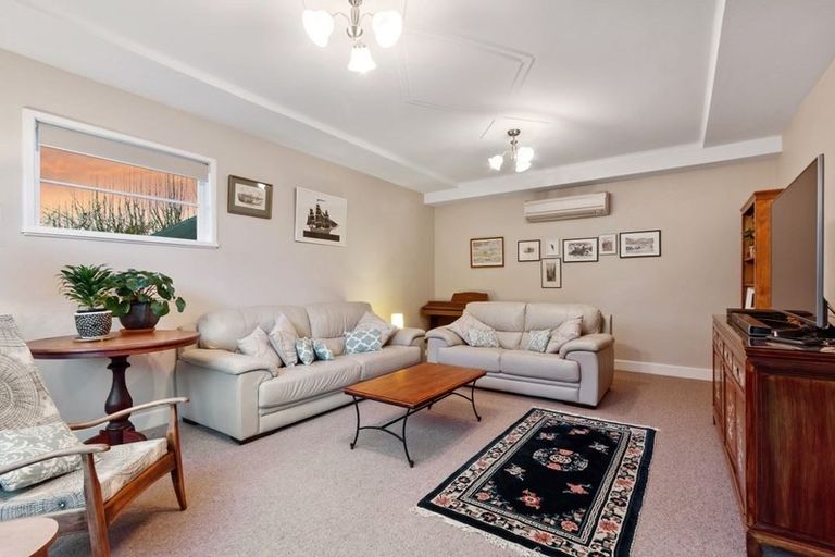 Photo of property in 110a Saint Martins Road, Saint Martins, Christchurch, 8022