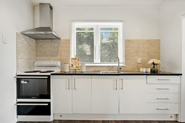 Photo of property in 3 Hogan Street, Pukekohe, 2120