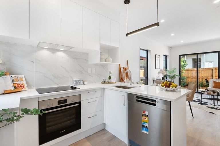 Photo of property in 10/133 Bayswater Avenue, Bayswater, Auckland, 0622