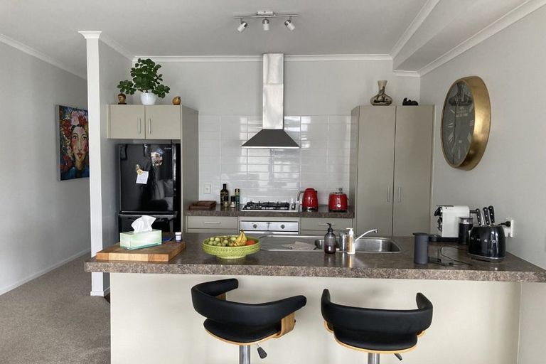 Photo of property in 17u4 Cook Street, Hamilton East, Hamilton, 3216