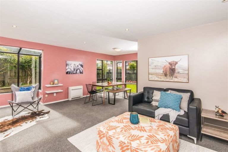 Photo of property in 45a Satara Crescent, Khandallah, Wellington, 6035