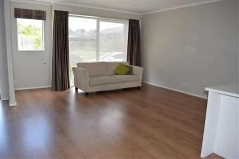 Photo of property in 10 Kittyhawk Lane, Hobsonville, Auckland, 0616