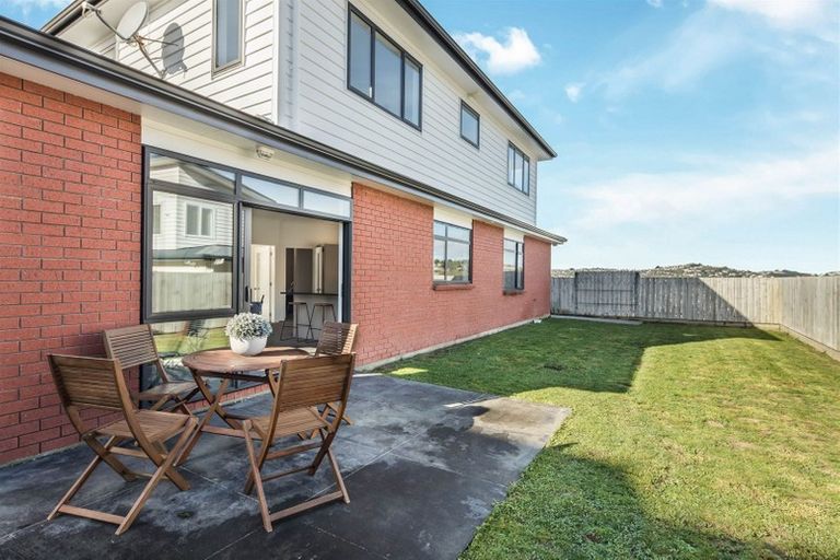Photo of property in 32 Mauldeth Terrace, Churton Park, Wellington, 6037