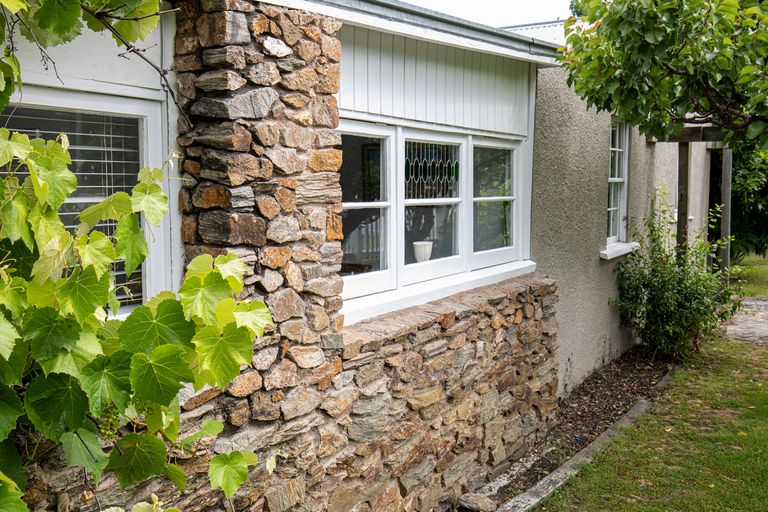 Photo of property in 6 Blyth Street, Clyde, 9330