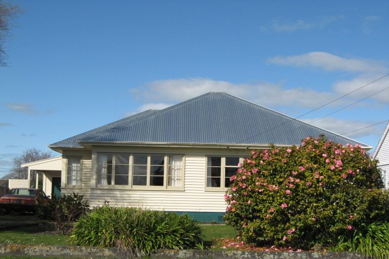 Photo of property in 3 Robert Street, Marton, 4710