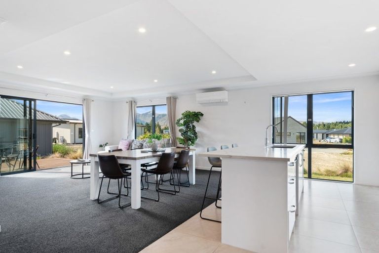 Photo of property in 1 Rodman Lane, Lake Tekapo, 7999