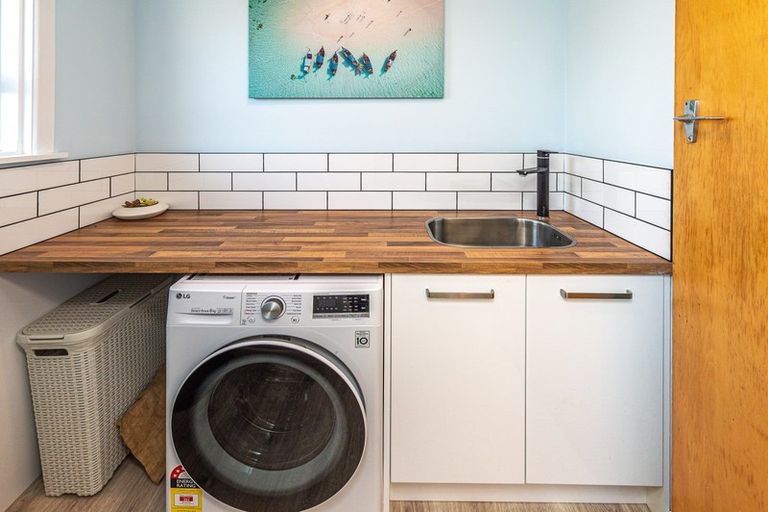 Photo of property in 12 Balmoral Crescent, Springvale, Whanganui, 4501