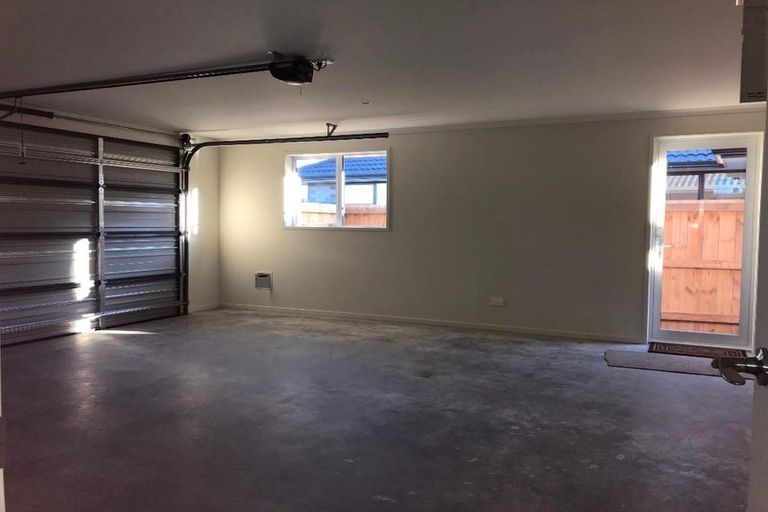 Photo of property in 37 Lake Drive, Tikipunga, Whangarei, 0112