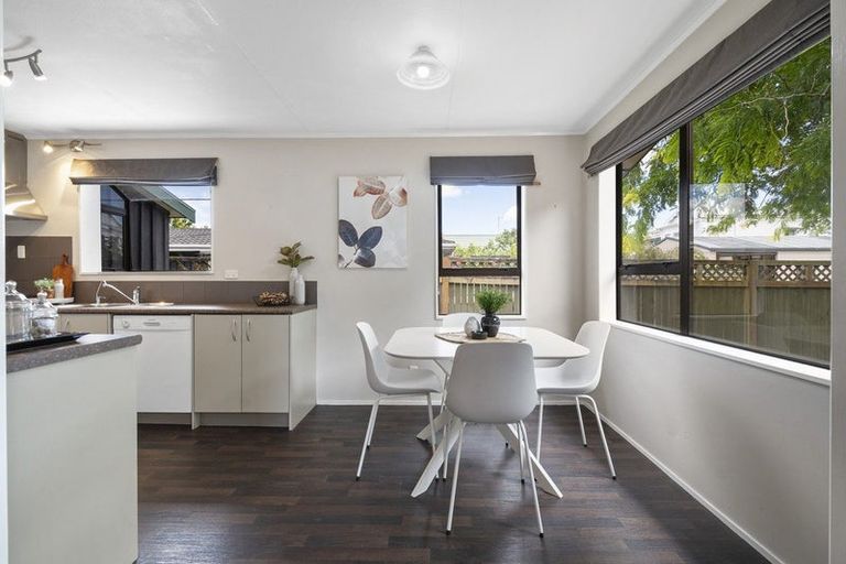 Photo of property in 3 Newland Court, Palmerston North, 4410
