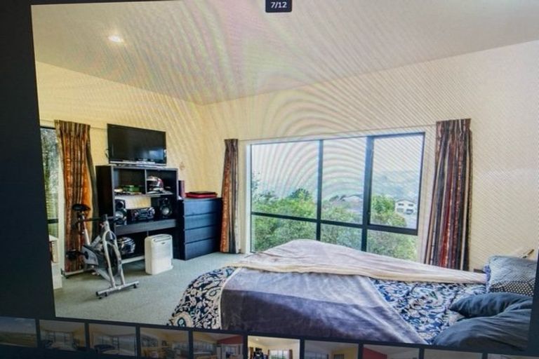 Photo of property in 16 Atamira Close, Churton Park, Wellington, 6037