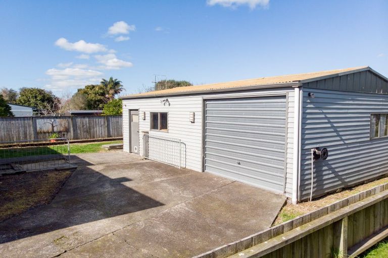 Photo of property in 9 Hayward Road, Ngatea, 3503