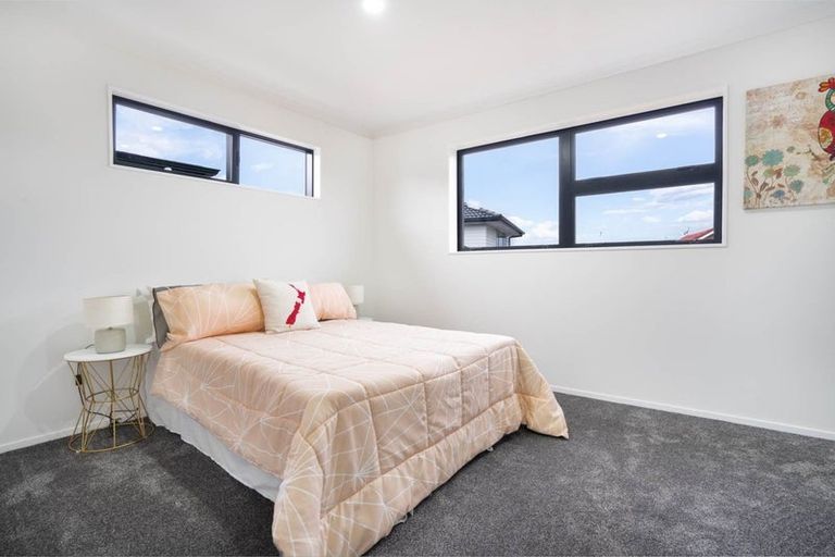 Photo of property in 49 Buckingham Crescent, Papatoetoe, Auckland, 2025