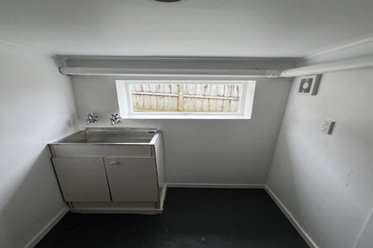Photo of property in 24 Kirton Crescent, Manurewa, Auckland, 2102