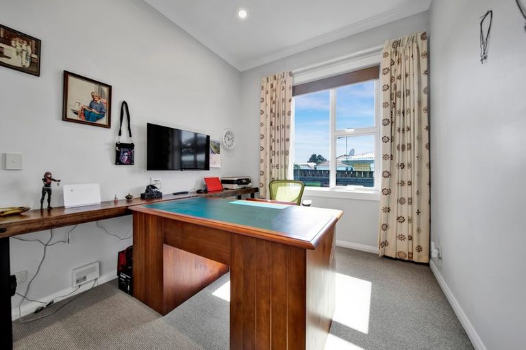 Photo of property in 30 Puriri Street, Hawera, 4610