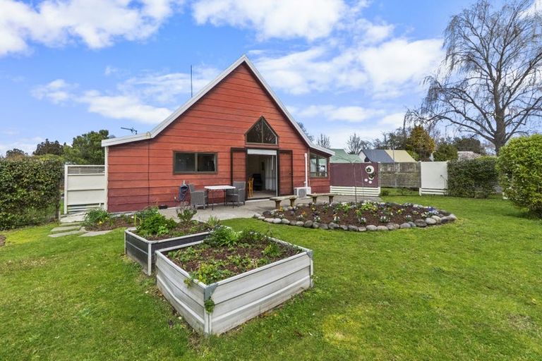 Photo of property in 1 Tui Place, Te Kowhai, Hamilton, 3288