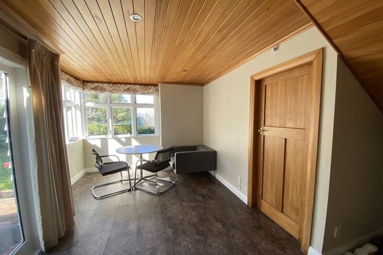 Photo of property in 6 Tringham Street, Karori, Wellington, 6012