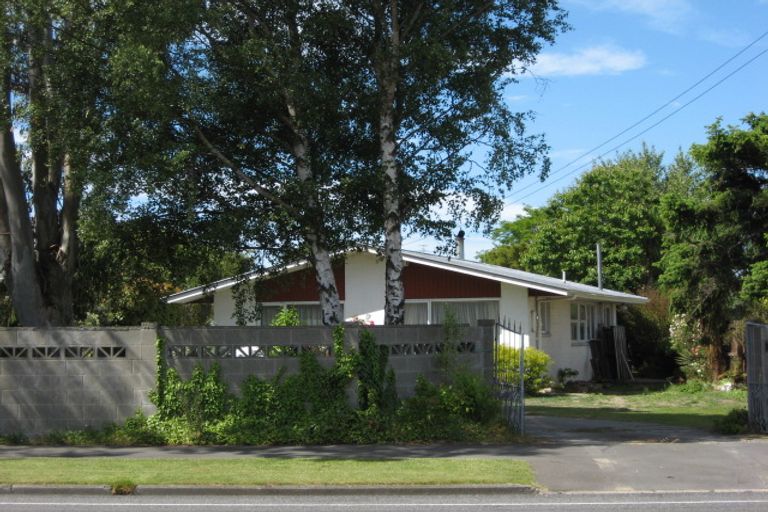 Photo of property in 407 Mairehau Road, Parklands, Christchurch, 8083