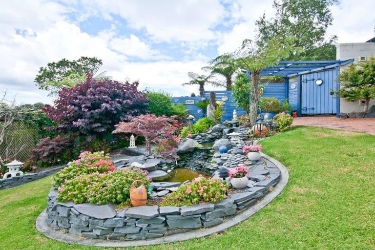 Photo of property in 209 Golf Road, Titirangi, Auckland, 0604