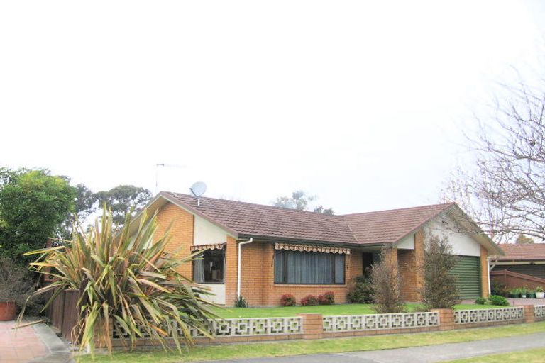 Photo of property in 50 Hetley Crescent, Taradale, Napier, 4112