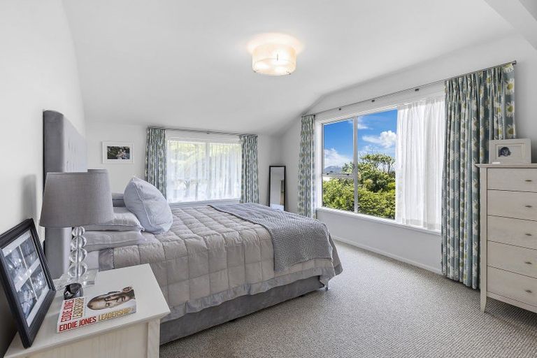 Photo of property in 17 Fortunatus Street, Brooklyn, Wellington, 6021