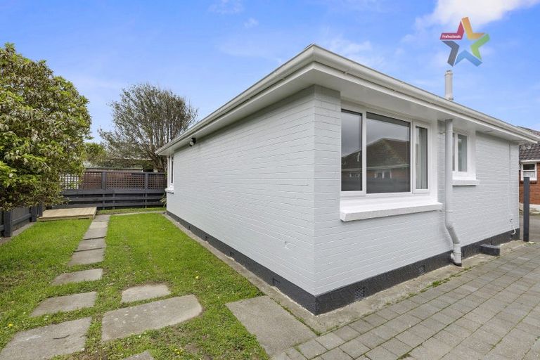 Photo of property in 1/50 Dyer Street, Epuni, Lower Hutt, 5011