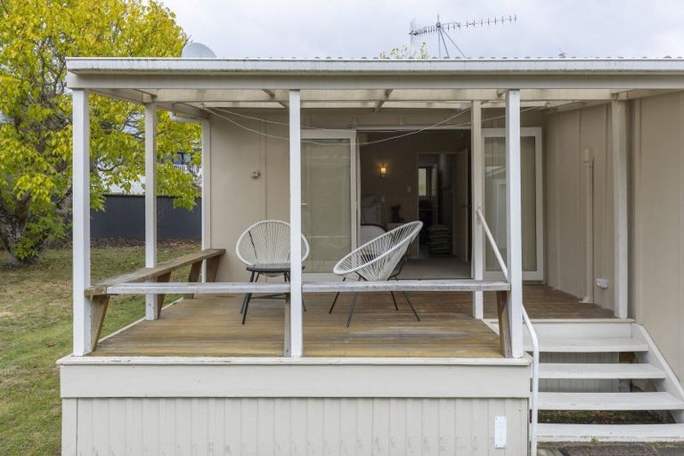 Photo of property in 9 Kowhai Road, Rainbow Point, Taupo, 3330