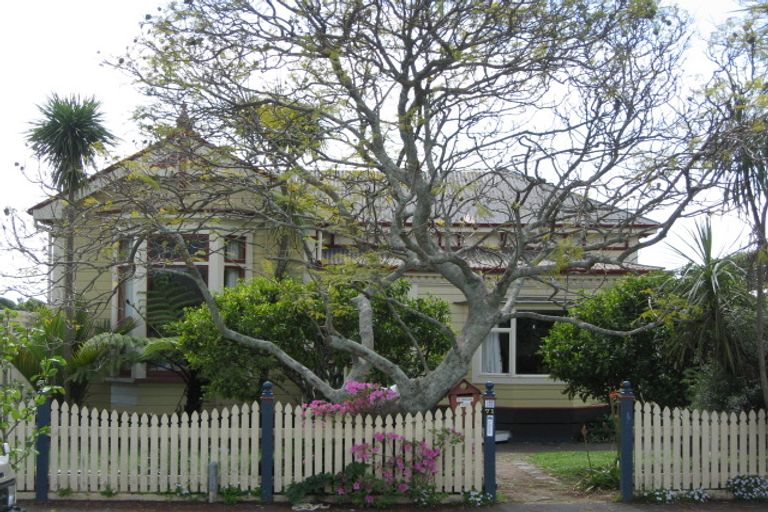 Photo of property in 71 Cambria Street, The Wood, Nelson, 7010