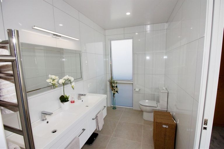 Photo of property in 77 Leeward Drive, Whitianga, 3510