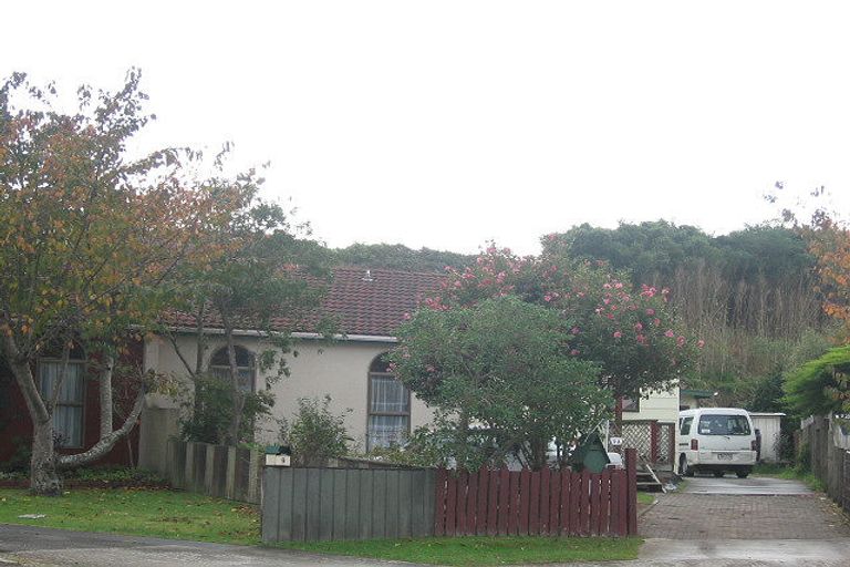 Photo of property in 9 Elder Grove, Paraparaumu, 5032